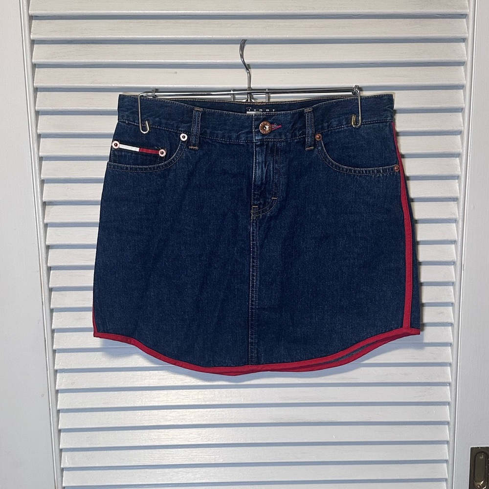 Vintage Y2K Tommy Jeans Denim miniskirt size 3 Juniors.
